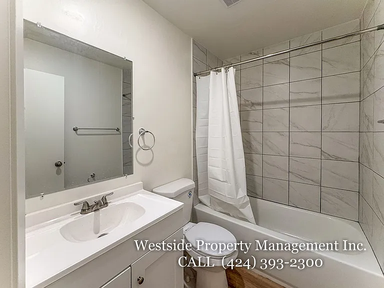3630 Midvale Ave #11 — Photo 11