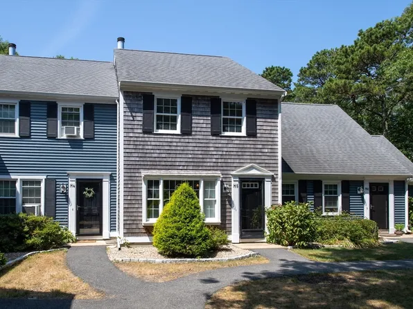 248 Camp St APT M5, West Yarmouth, MA 02673
