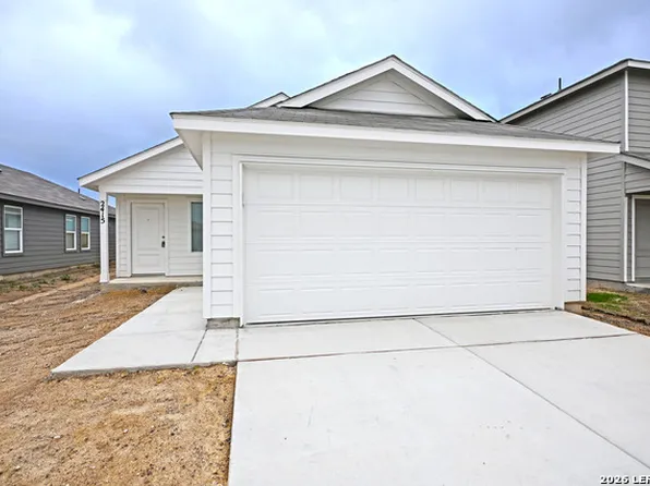 2415 Shady Grv, New Braunfels, TX 78130