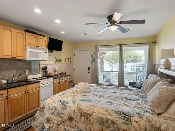515 Sunsuite, Saint Helena Island, SC 29920