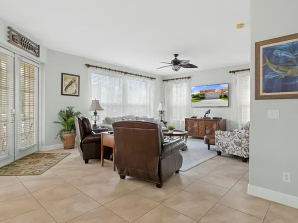 4 W Waterside St #Id1472656p, Homosassa, FL 34448