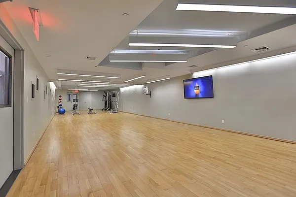 Rented by NOVO | media 49