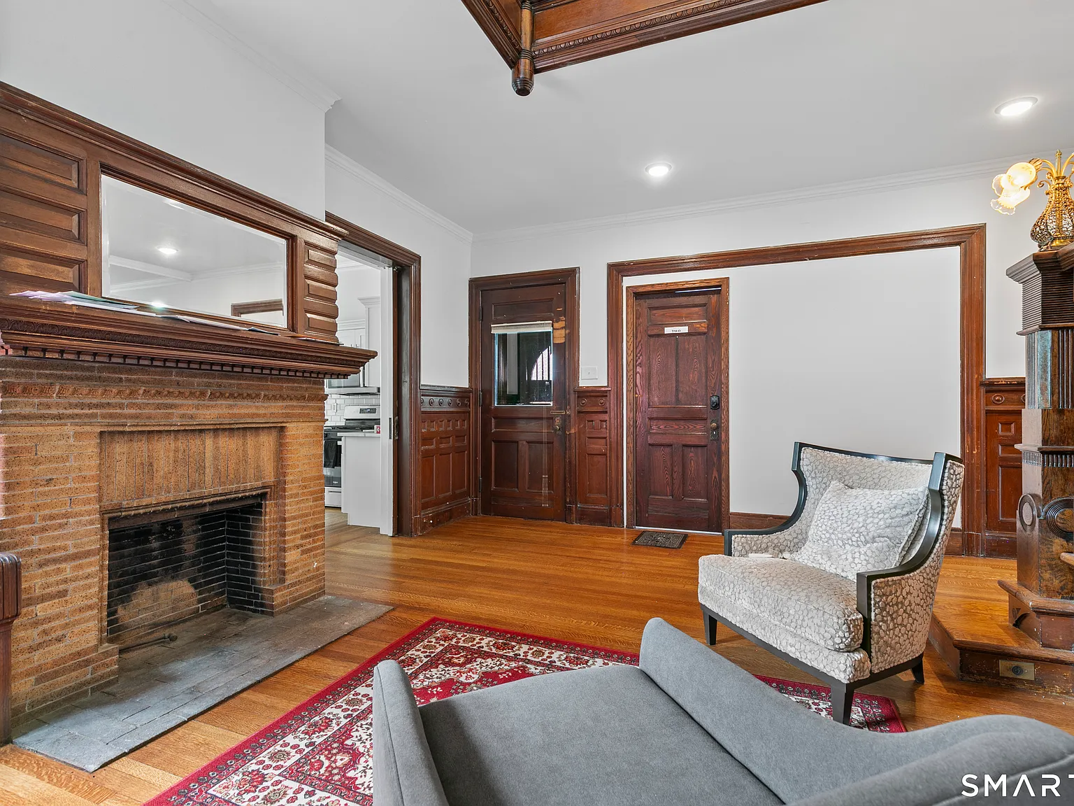 6 bed, 3.0 bath, 3100 sqft, $8,000 — Photo 3
