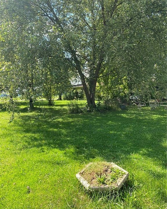 2nd image of 403 Palomino Ct