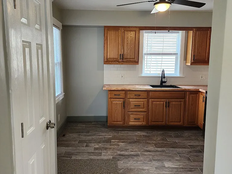 1815 N Goodman St — Photo 5