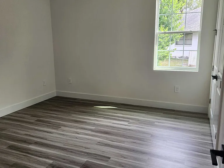9 Dusty Miller Ct — Photo 17