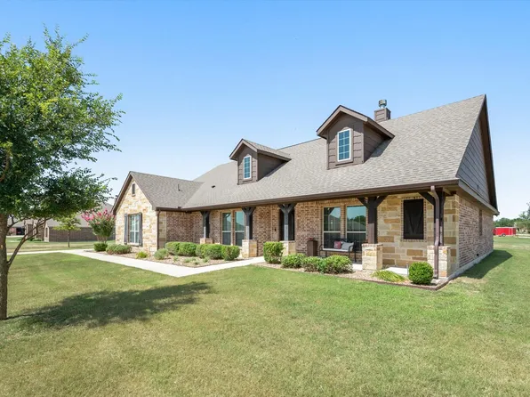 135 High Vista Rd, Decatur, TX 76234