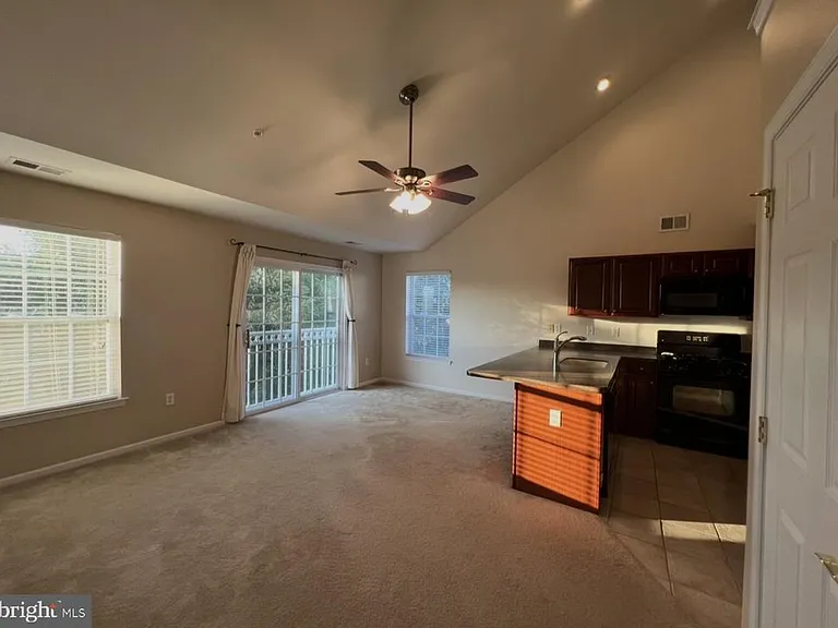 1830 Nathan Dr — Photo 17