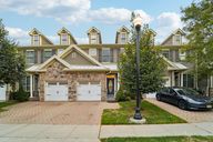 Whitney Ln-S1809-001.jpg