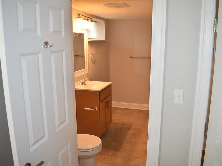 104 S Main St — Photo 3