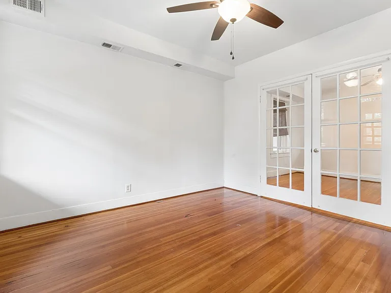 1323 Colonial Ave #3 — Photo 8