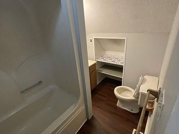 5th image of 321 S McKinley Ave #0