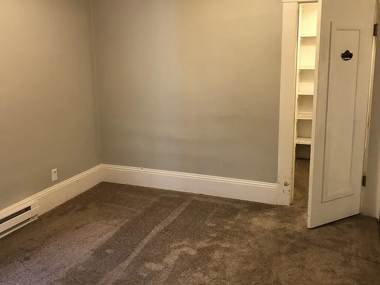 3845 Whitman Ave N — Photo 10