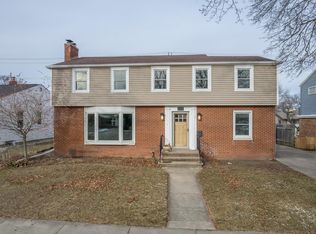 324 E Pershing St, Appleton, WI 54911