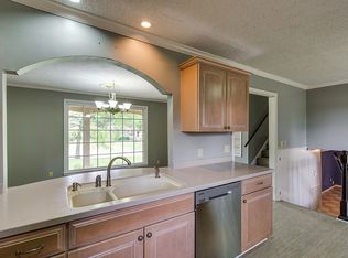 201 Crestmont Dr, Hendersonville, TN 37075