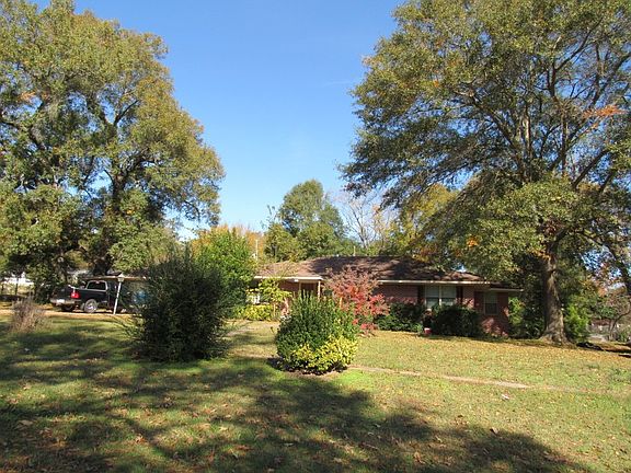 5th image of 412 W Louisiana Ave