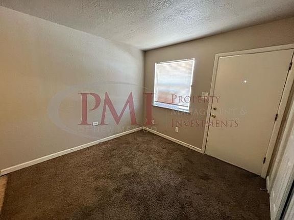 4th image of 1115 Newberry Ln #3
