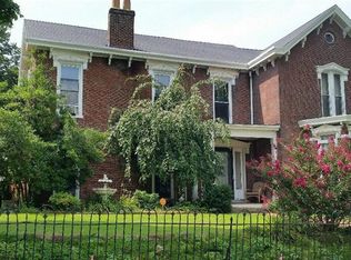 681 Higgins St, Paris, KY 40361