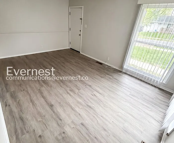 7826 Blandford Dr — Photo 8