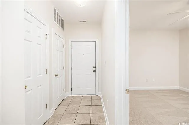 2 bed, 1100 sqft, $1,650 — Photo 3