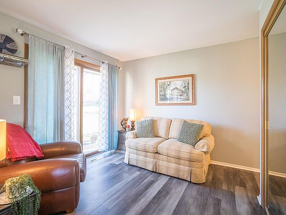 4th image of 5038 S Stonehedge Dr