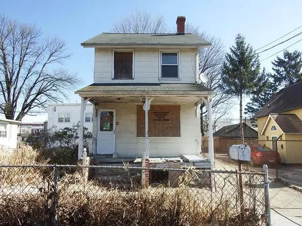 713 Miller St, Bryn Mawr, PA 19010