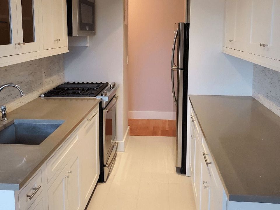 1st image of 341 10th St #6J