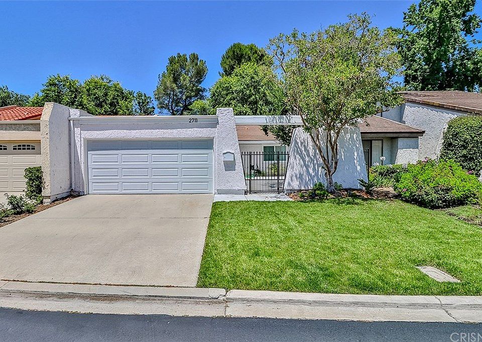 1st image of 2711 Lakewood Pl