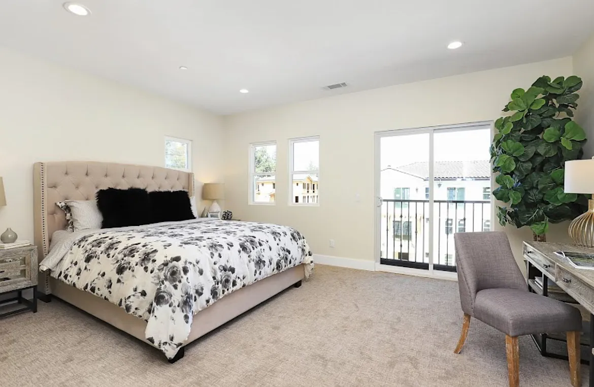 4 bed, 1730 sqft, $1,600 — Photo 1