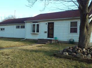1409 W Maple St, Lansing, MI 48915