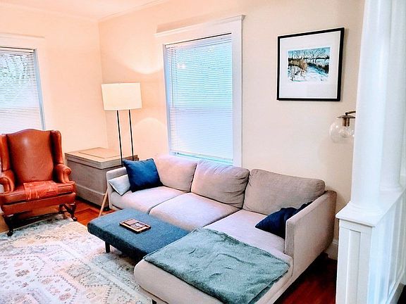 3rd image of 141 Kendrick Ave #1