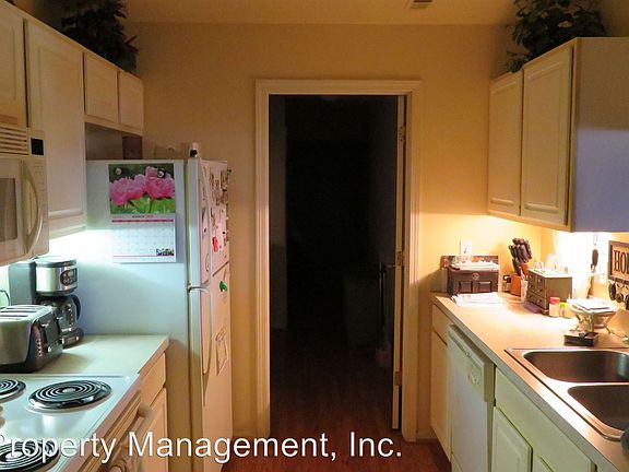 5th image of 15481 Claremont Dr N