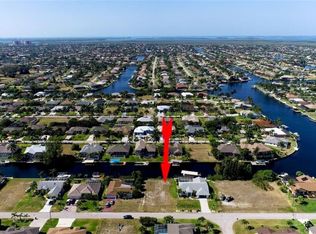 2306 SW 43rd Ter, Cape Coral, FL 33914