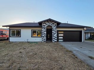 5829 Hillsdale Blvd, Sacramento, CA 95842