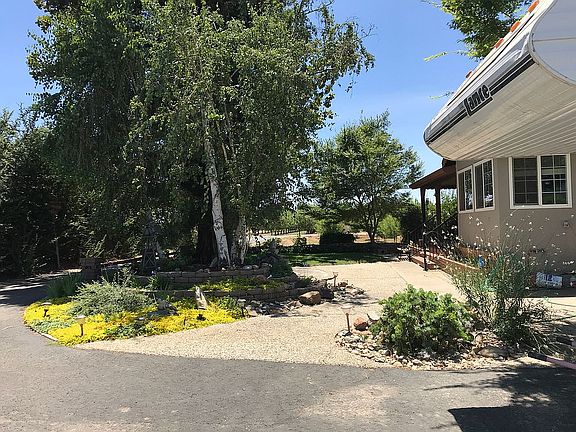 5th image of 29039 E Orange Ave