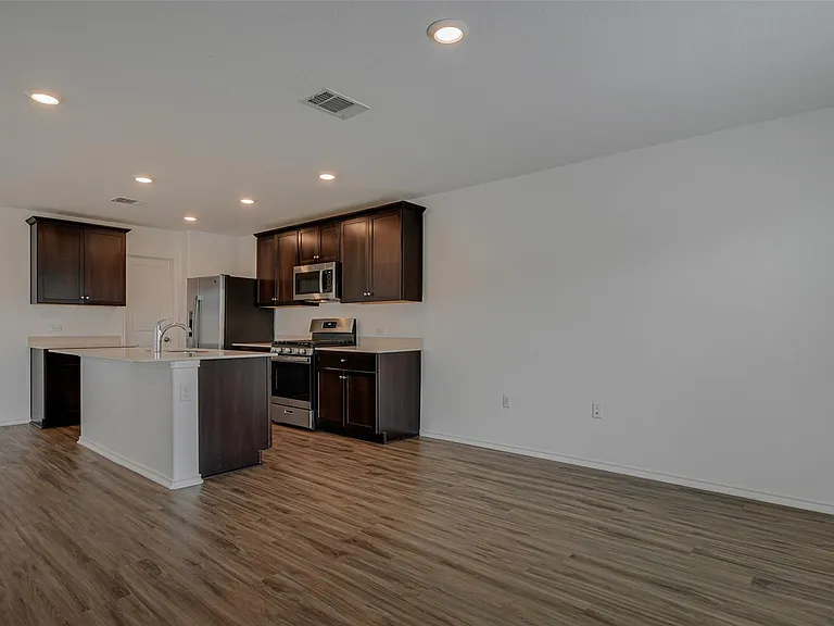 7212 Dancing Wind Ln — Photo 9