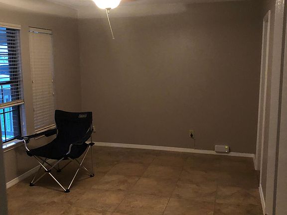 3rd image of 11419 Amhurst Dr