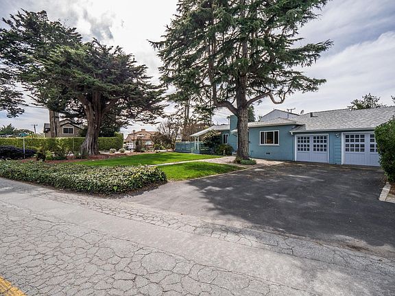 4th image of 409 Cliff Dr