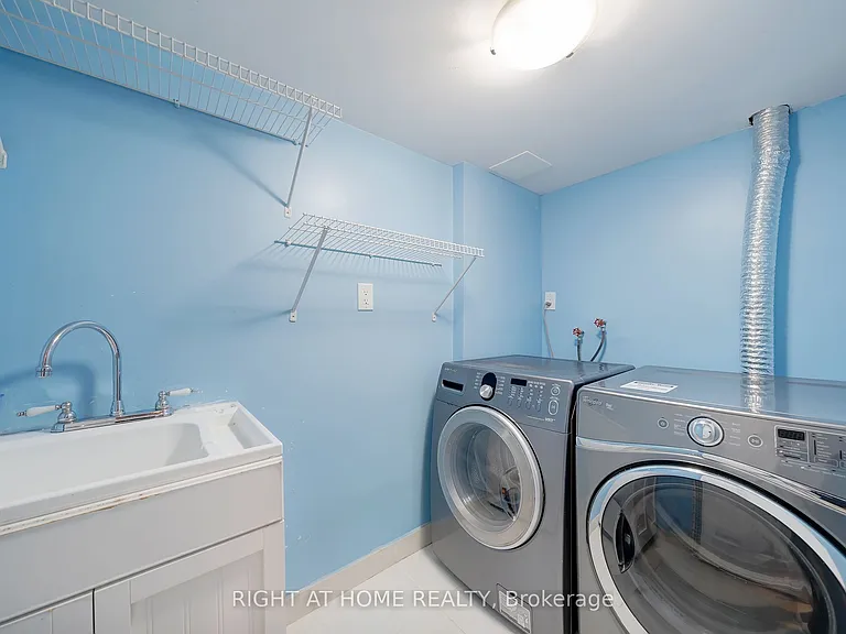 1030 Lonsdale Ln — Photo 24