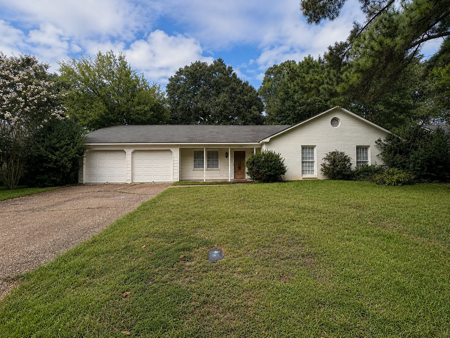 Move-In Ready Home in Northeast Jackson | Spacious Living in the 39211 Area — Photo 1