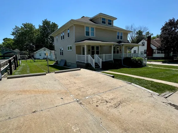 203 N 36th St, Omaha, NE 68131