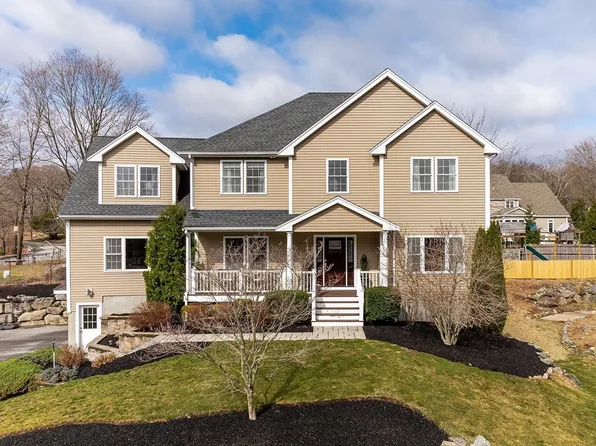 108 School St, Acton, MA 01720