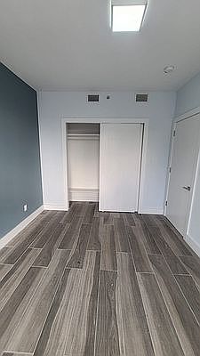 5th image of 2443 Ocean Ave #22