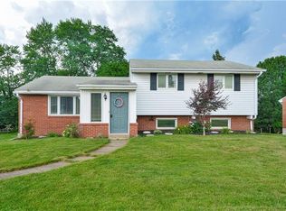 108 Viennese Dr, Pittsburgh, PA 15209