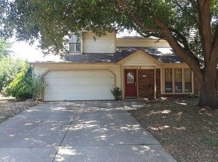 3649 Fairview Dr, Corinth, TX 76210