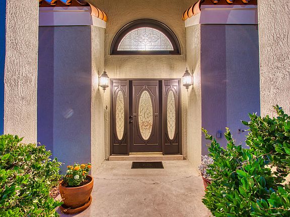2nd image of 6201 Brisa Del Mar Dr