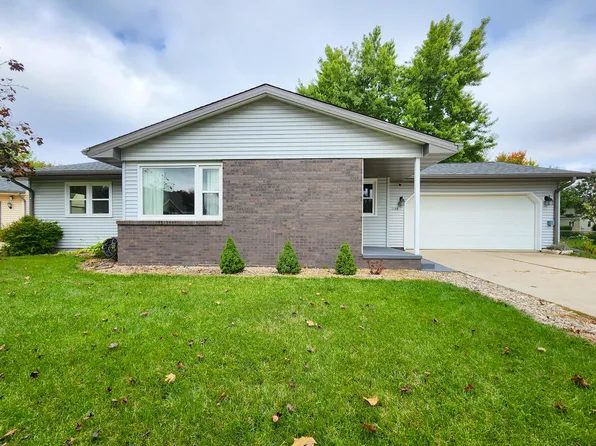 1135 S J Ave, Nevada, IA 50201