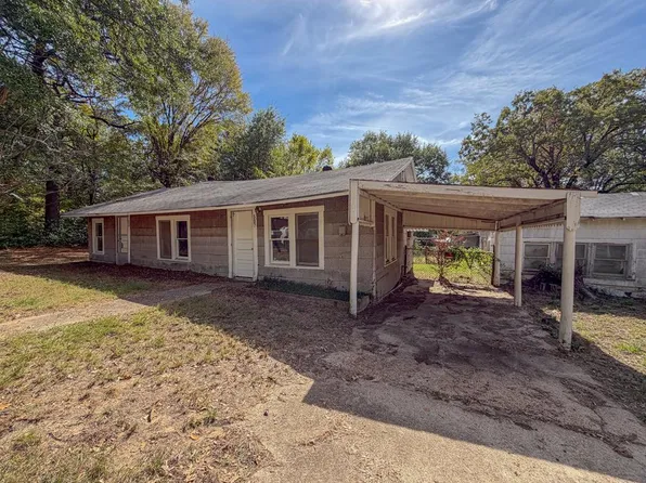 507 W 38th St, Texarkana, TX 75503