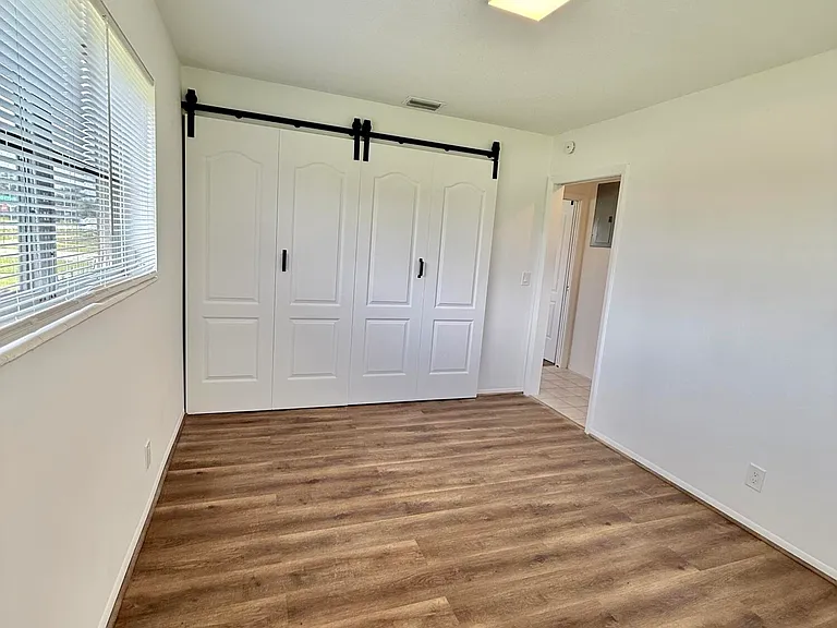 5263 Cresthaven Blvd #A — Photo 5