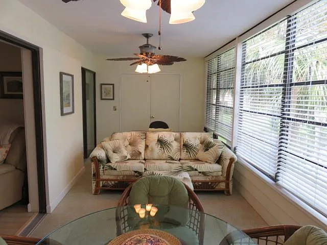 142 Pineneedle Dr #142U — Photo 15